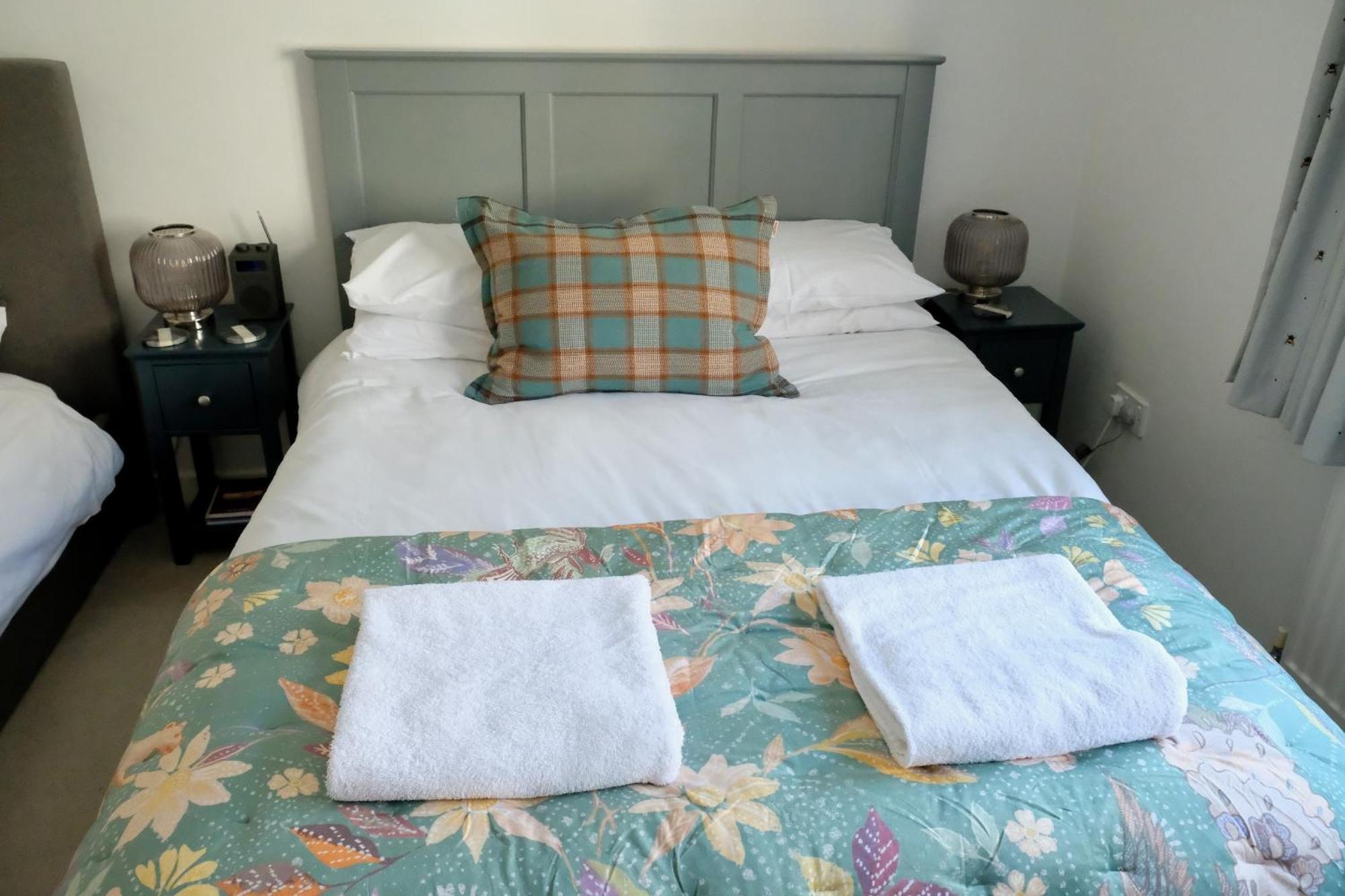 Spacious City Centre Apartment บาธ ภายนอก รูปภาพ